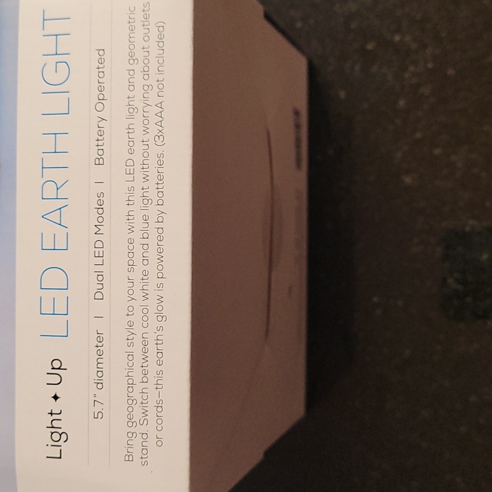 LED Earth Light - Picture 7 of 7